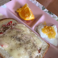 クック49L4Ho☆'s cooksnap of when they made ガツンとチーズ黒胡椒マヨカニカマトースト.