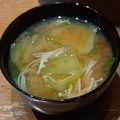 あゆはと's cooksnap of when they made なんかいい薫り♥青梗菜とエノキのお味噌汁.