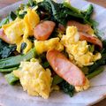 あっちゃんキッチン♪'s cooksnap of when they made 簡単！ほうれん草と卵のウインナー炒め.