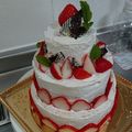 ハチワレねこ's cooksnap of when they made strawberry　tower.