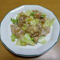 55才のおじさん's cooksnap of when they made たっぷりキャベツと豚こまの生姜焼き定食🍚.