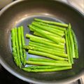 yonnie's cooksnap of when they made アスパラの美味しい茹で方（蒸し方）.