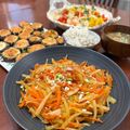 Superlittleboo's cooksnap of when they made ニンジンと大根のきんぴら.