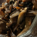MULA's cooksnap of when they made 作り置き黒舞茸と人参のきんぴら.