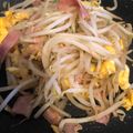 ひでひと＊'s cooksnap of when they made 簡単✿もやしベーコン卵炒め.