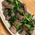 ☆iwack☆'s cooksnap of when they made 肉にらサイコロステーキ風.