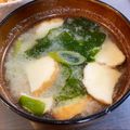 yum＊chim's cooksnap of when they made 魚河岸揚げとわかめの味噌汁.