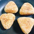 あんまかろん☆'s cooksnap of when they made 簡単！絶品！焼きおにぎりチーズおかか♫.