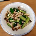 みぃくんのママ's cooksnap of when they made ごま油香るきゅうりとしめじのピリ辛和え.