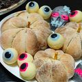 まめたん's cooksnap of when they made Halloween かわいい目玉チョコ.