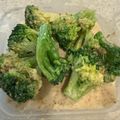 あいぇな's cooksnap of when they made 副菜に！簡単♡ブロッコリーのごまマヨ和え.