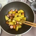 料理下手キョンさん's cooksnap of when they made 旨うま♡コンソメポテト☆ウインナー炒め☆.