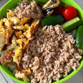mantacarp's cooksnap of when they made ふんわり鶏そぼろの三色丼.