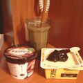天瀬屋のほっこりお福's cooksnap of when they made ブルーベリーヨーグルトアイスチョコソース.