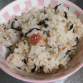 まゆみきママ's cooksnap of when they made 行楽に☆ひじきと梅干しの炊き込みご飯.