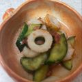 ちびこちび's cooksnap of when they made あと1品♪梅香る胡瓜と竹輪の和えもの♪.
