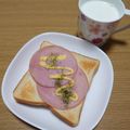 ﾋﾟﾛﾐ♡'s cooksnap of when they made 朝食に☆ハムマヨトースト.