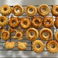 YOSHIMI KORI's cooksnap of when they made シリコン型でバナナ焼きドーナツ.