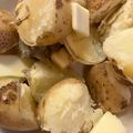 きゃろぽて's cooksnap of when they made ＊電子レンジでじゃがバター＊.