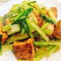 あんまかろん☆'s cooksnap of when they made 娘に伝えたい＊小松菜と厚揚げの生姜炒め＊.