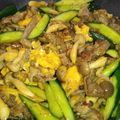 賄いのおばちゃん's cooksnap of when they made 旬☆胡瓜と豚肉と玉子のピリ辛スタミナ炒め.