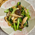 ＊＊めろん＊＊'s cooksnap of when they made 小松菜ときのこと油揚げのおかか炒め.