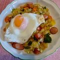 アルカママ's cooksnap of when they made 目玉焼き乗せ♬カレーチャーハン☆.