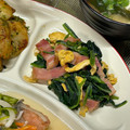 にきけん's cooksnap of when they made 簡単料理☆ベーコンとほうれん草の卵炒め.