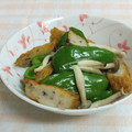 umemodoki's cooksnap of when they made 簡単さっと炒め☆さつま揚げとピーマン.