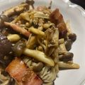 焼菓子KOTO's cooksnap of when they made キノコの醤油麹バターソテー.
