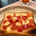 みけ's cooksnap of when they made 絶品トースト！　トマト＆クリチー.