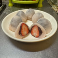 ニッシーマン's cooksnap of when they made 熱さとはサヨナラ♪簡単いちご大福.