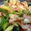 まめたん's cooksnap of when they made ネギ大量消費♪九条ネギのベーコン炒め.