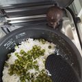 小手毬＊●((◉ｴ◉))●'s cooksnap of when they made 【保育園の給食】グリンピースごはん.