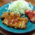 YCHキッチン's cooksnap of when they made 簡単柔らか☆厚切り豚ロース肉のトンテキ.