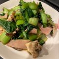 クックNP9NVY☆'s cooksnap of when they made 簡単！ベーコンとまいたけの小松菜炒め.