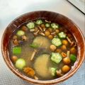 azbjbn's cooksnap of when they made ナスとオクラとナメコの味噌汁.