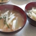 きらり流れ星's cooksnap of when they made ねぎと大根の味噌汁.