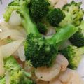 yuchokawa's cooksnap of when they made 海老とブロッコリーの塩炒め.