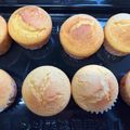 yoshiek9's cooksnap of when they made コーンミールマフィン.