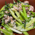 茶色チャリ's cooksnap of when they made セロリと豚肉の塩こしょう炒め.