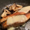 jhorinko4's cooksnap of when they made 鮭ときのこチーズバター焼き🐟🧀.