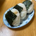 なっさん姫's cooksnap of when they made まさにコンビニの…ツナマヨおにぎり.
