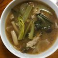 Ruriluru's cooksnap of when they made 豚肉と小松菜のみそ汁.