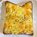 sara0802's cooksnap of when they made ゆで卵とハムとチーズのボリュームトースト.