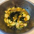 クック2OAVIC☆'s cooksnap of when they made ズッキーニとワカメの酢の物☆白だし入簡単.