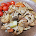 クックHBQ370☆'s cooksnap of when they made 豚バラ蓮根としめじのこってり簡単和風炒め.
