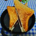 ととろ＆めい's cooksnap of when they made あんこのホットサンド.