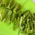 へい♡ゆー♡'s cooksnap of when they made ピーマンは表面のツルツルを下にして切る.
