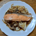ポニーリボン's cooksnap of when they made フライパンで簡単☆鮭ともやしの蒸し焼き.
